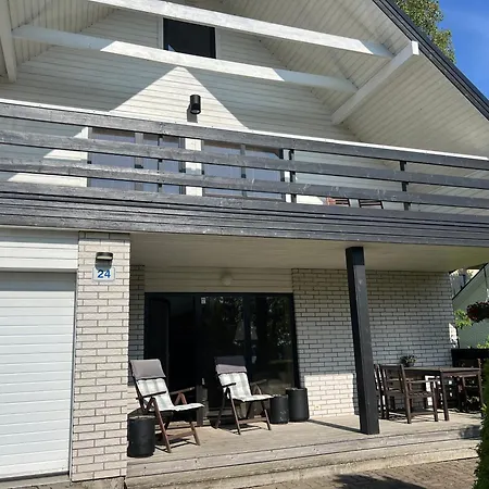 Armas Ja Koikide Mugavustega Maja Mere Aeaeres Apartamento Tallin
